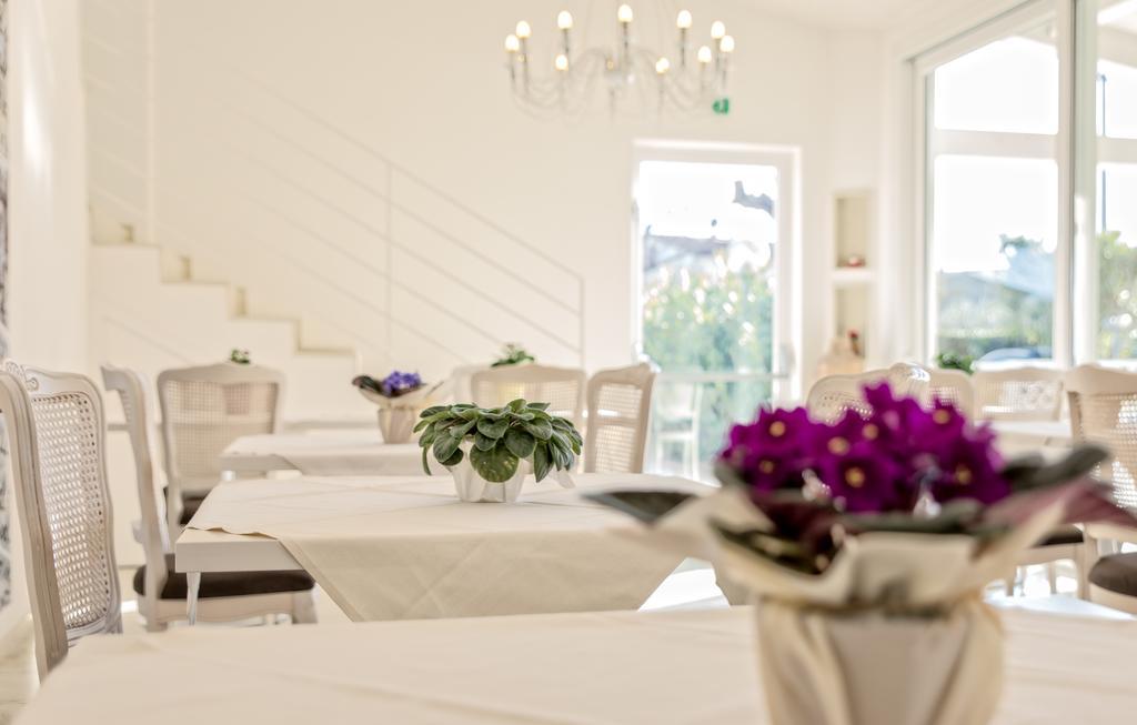 Hotel Country House La Radice ชิวิตาโนวา มาร์เค ภายนอก รูปภาพ