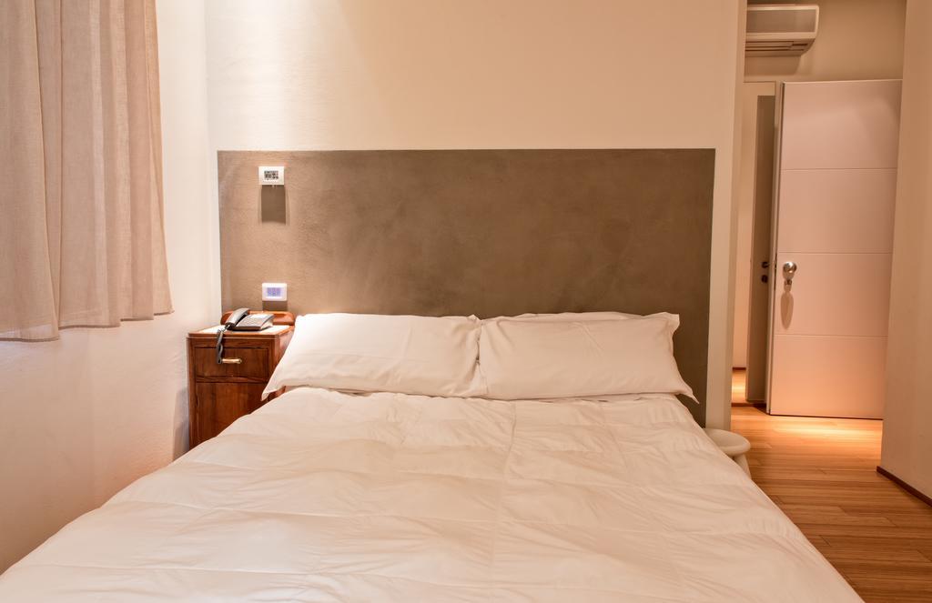 Hotel Country House La Radice ชิวิตาโนวา มาร์เค ห้อง รูปภาพ
